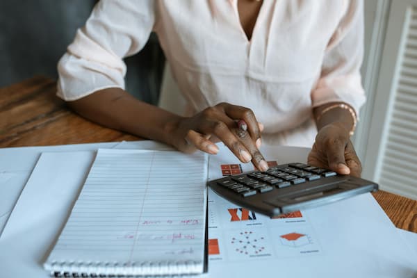 美联储加息为什么影响黄金？